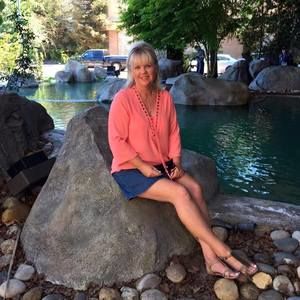 Meet your Posher, Shelli